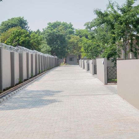 Longhorn Executive Apartments Lusaka Exteriér fotografie